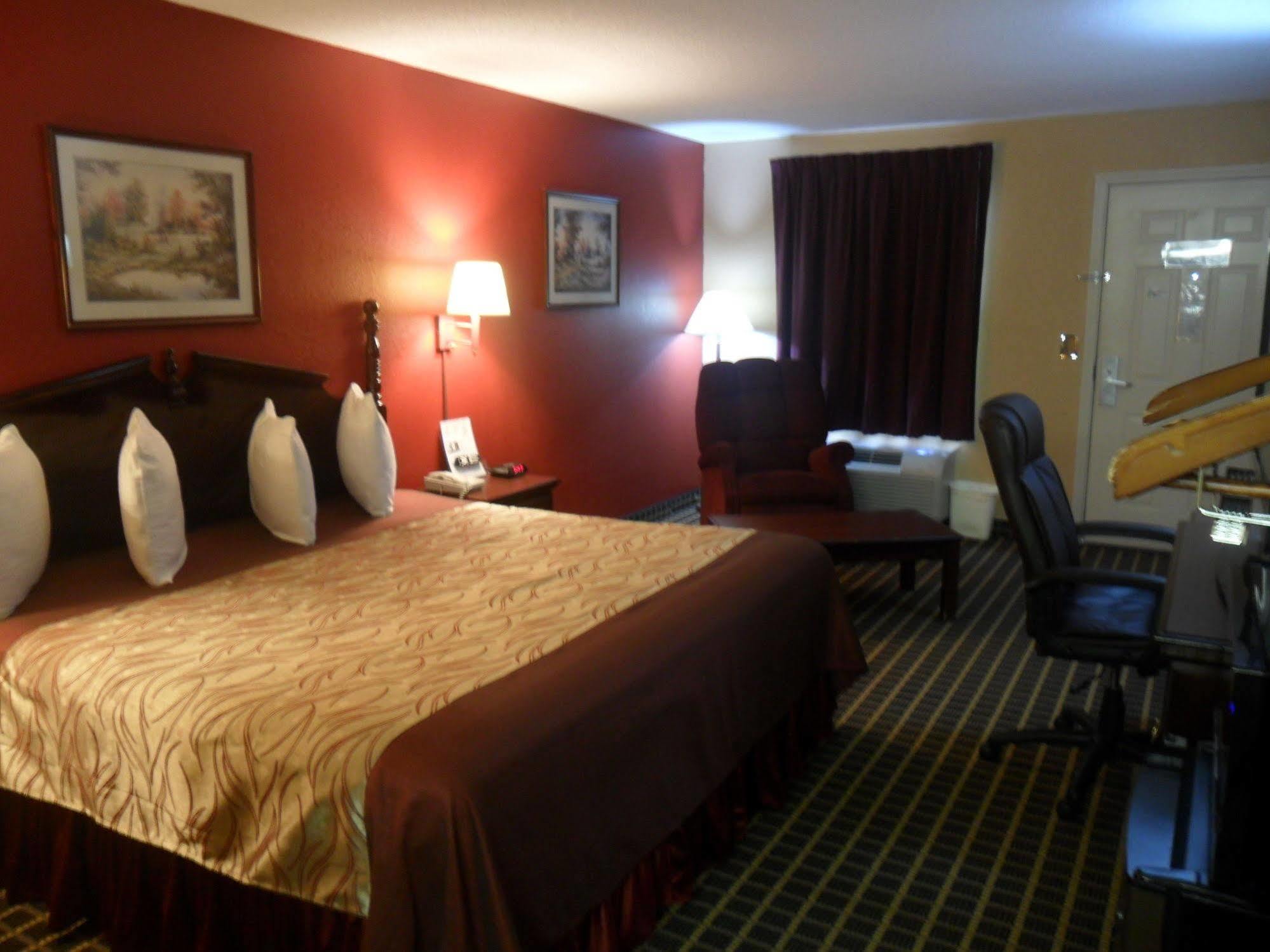 Star Plus Inn & Suites Selmer Exterior foto