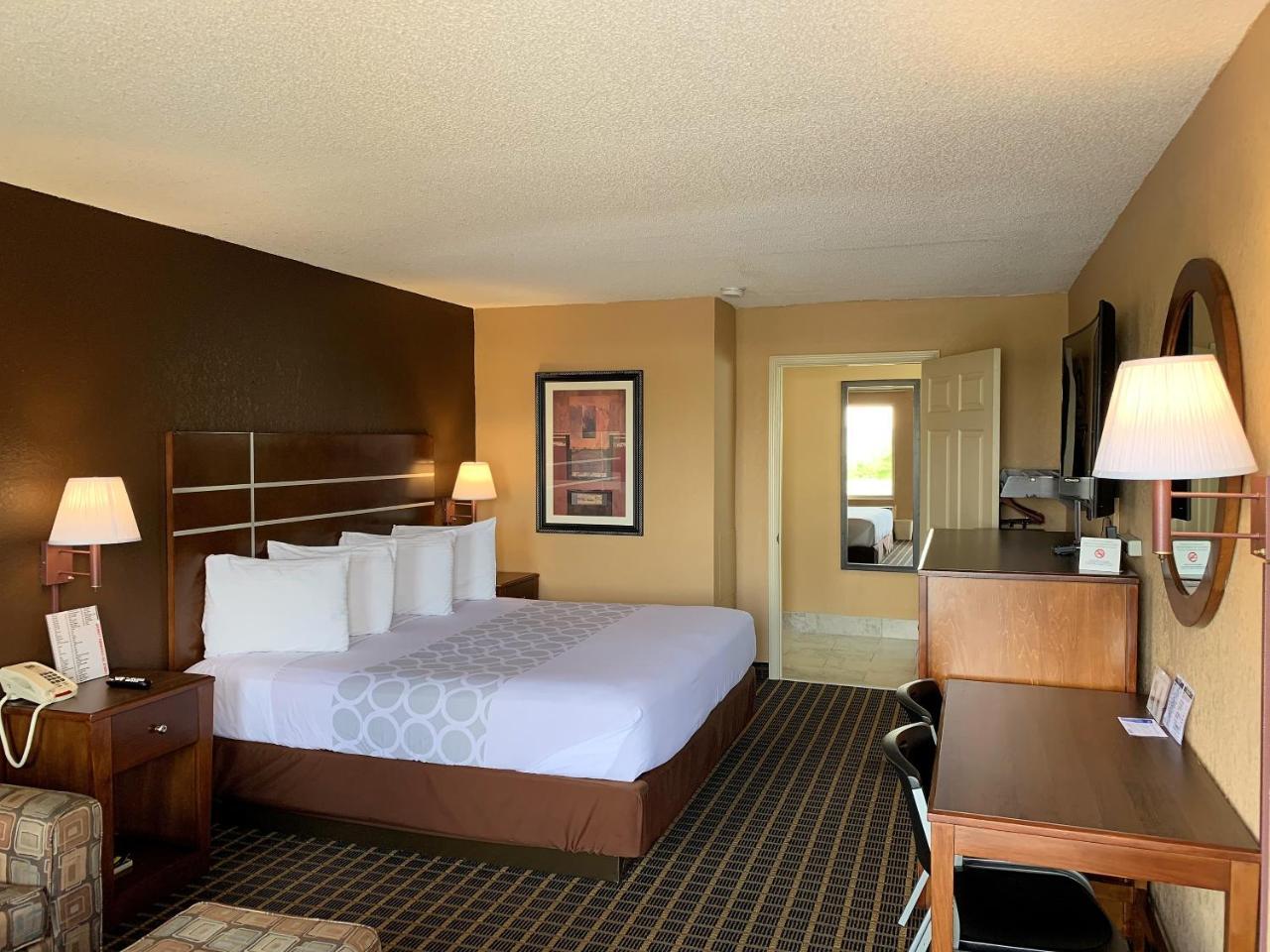 Star Plus Inn & Suites Selmer Exterior foto